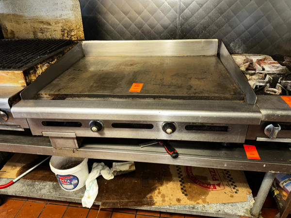 auction photo